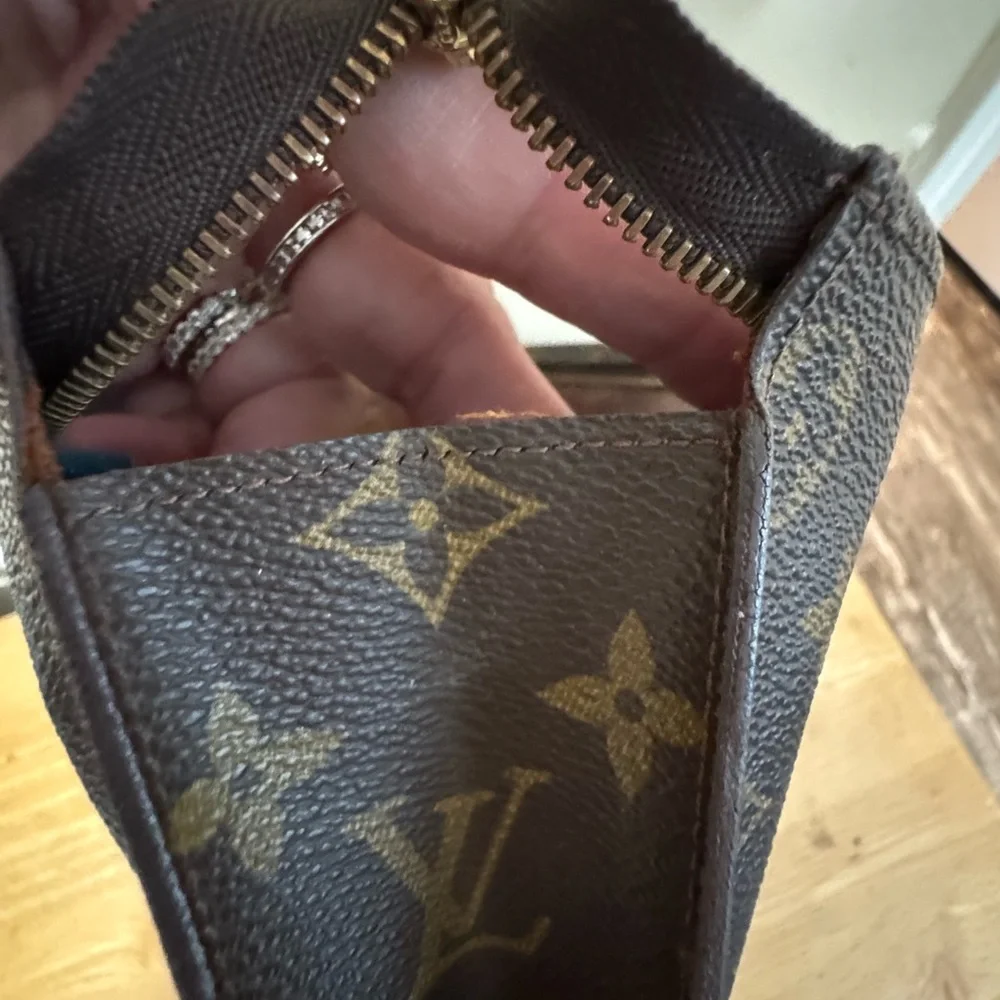 Louis Vuitton Brown Monogram Toiletry Bag 26 - Picture 15 of 16